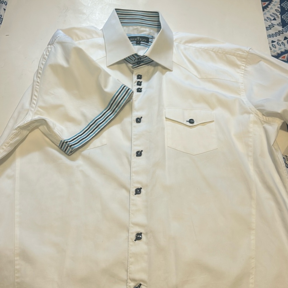 Bertigo short sleeve dress shirt size 8- 4xl
